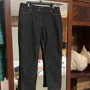 NWOT Chaus Ladies  Black Ankle mom Jeans 12